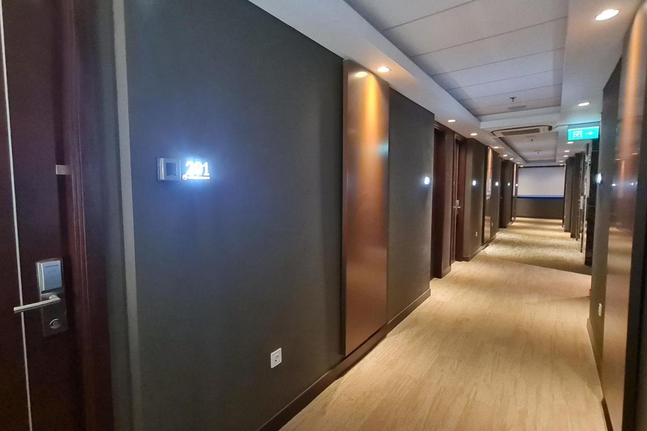Fox Lite Grogol Cakarta Dış mekan fotoğraf